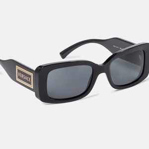 Versace Black Square 90s Vintage Logo Sunglasses 😎